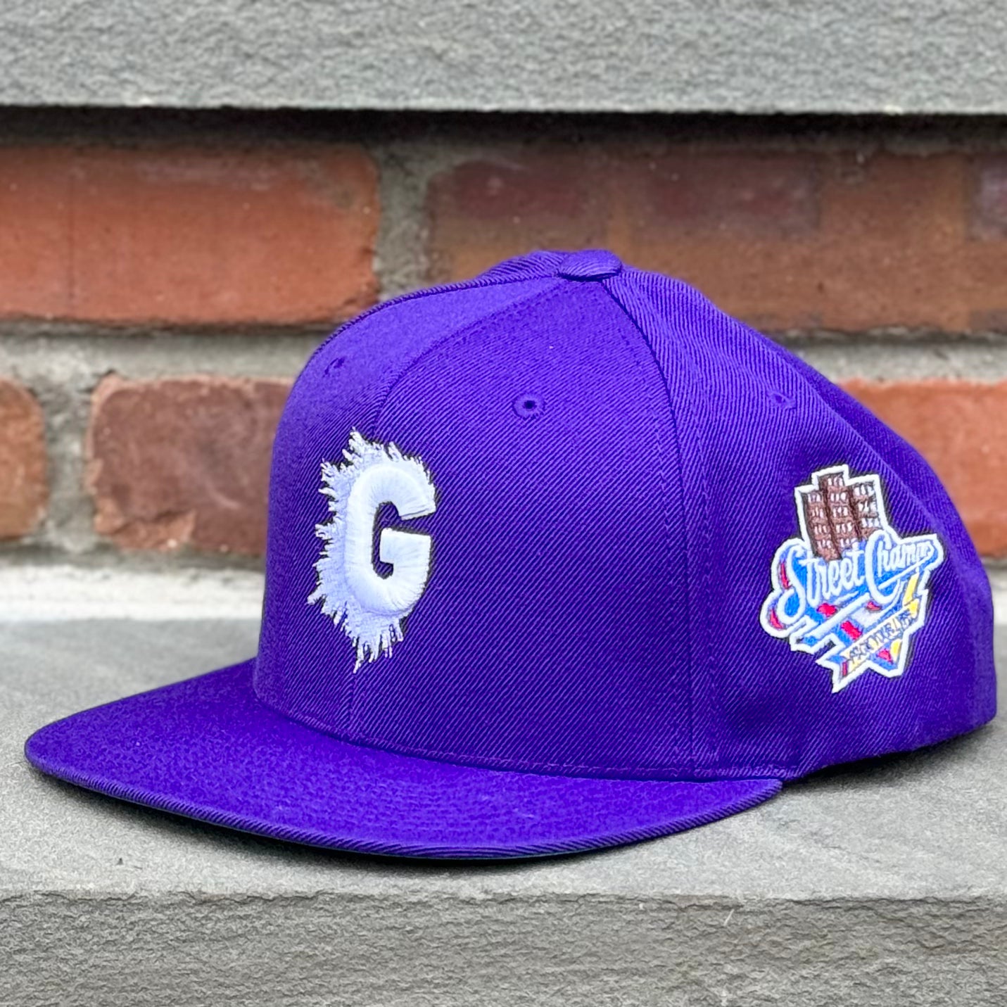 PURPLE G LOGO SNAPBACK (FYL FIRST)